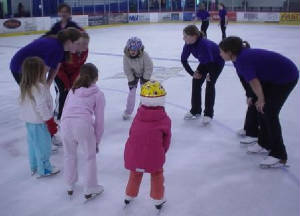 skatewithteam4.jpg